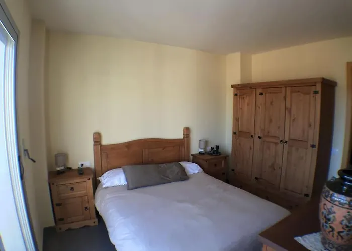 Bonito Apartamento En Avinyo Con Impresionantes Vistas